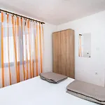 Crljenko Appartement Povljana