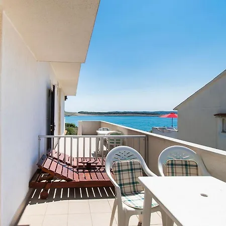 Crljenko Apartament