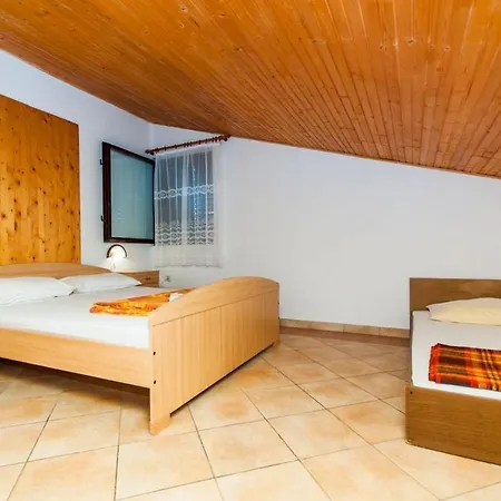 Crljenko Apartament Povljana