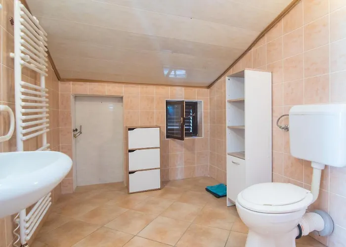 Apartman Crljenko Povljana