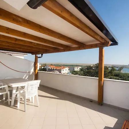 Appartement Crljenko Povljana