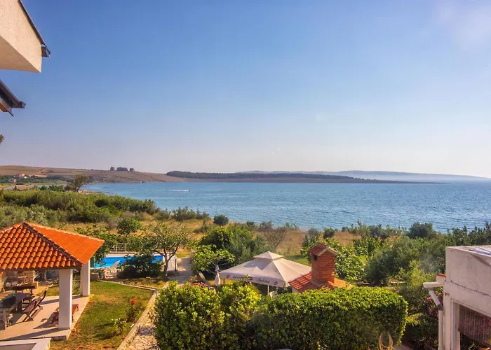 Crljenko * פובליאנה