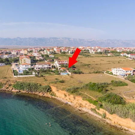 Crljenko Apartmán *